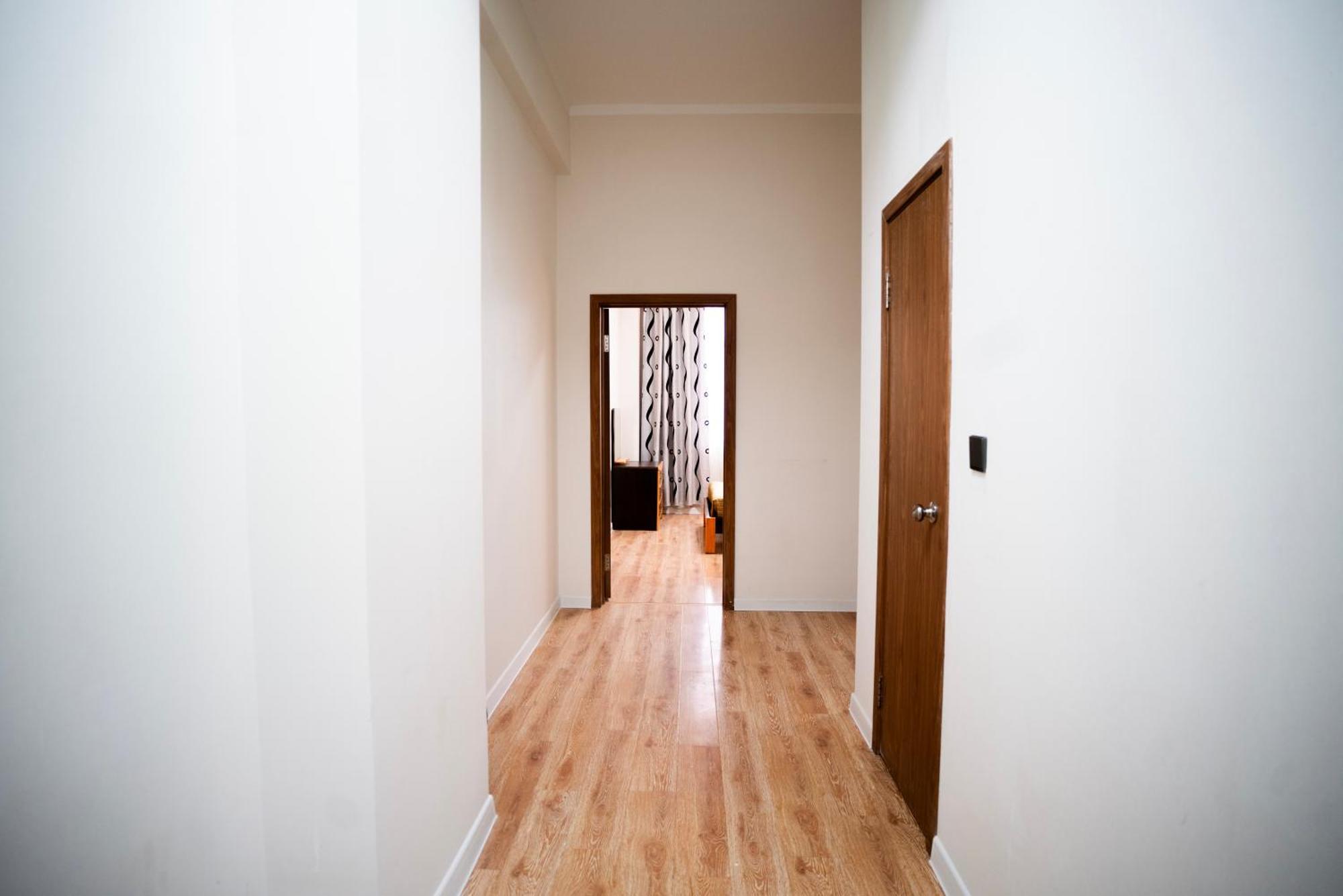 Tsolmon'S Serviced Apartments Oelan-bator Buitenkant foto
