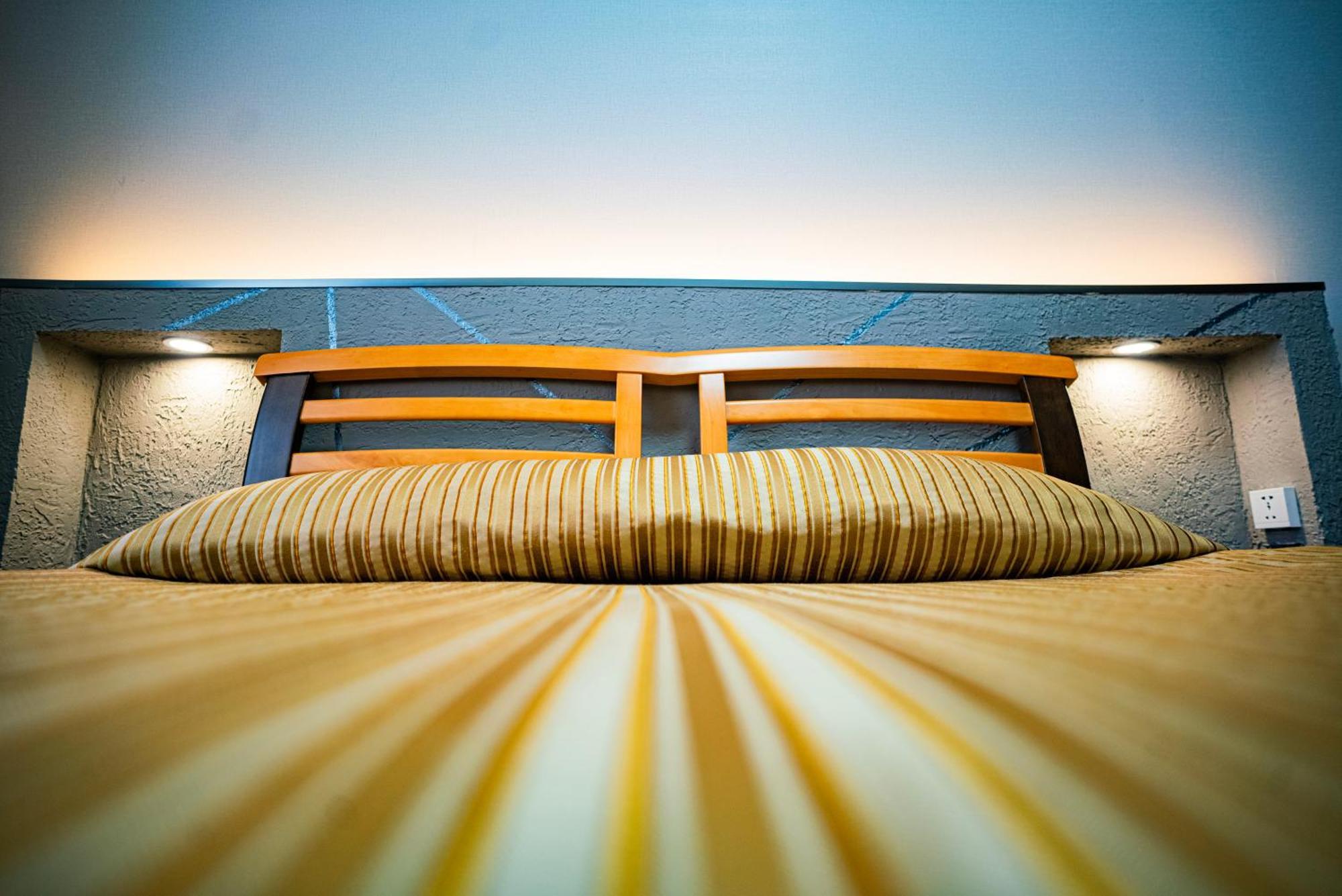 Tsolmon'S Serviced Apartments Oelan-bator Buitenkant foto