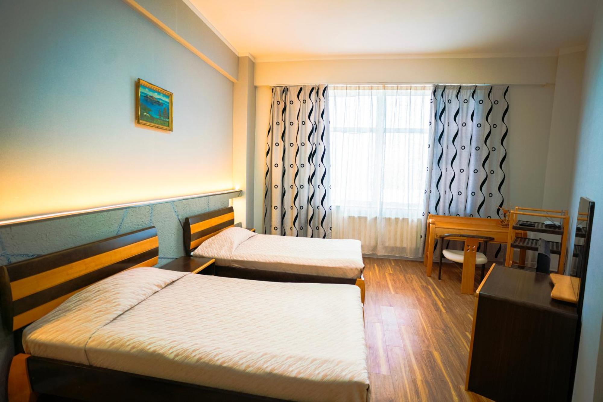 Tsolmon'S Serviced Apartments Oelan-bator Buitenkant foto