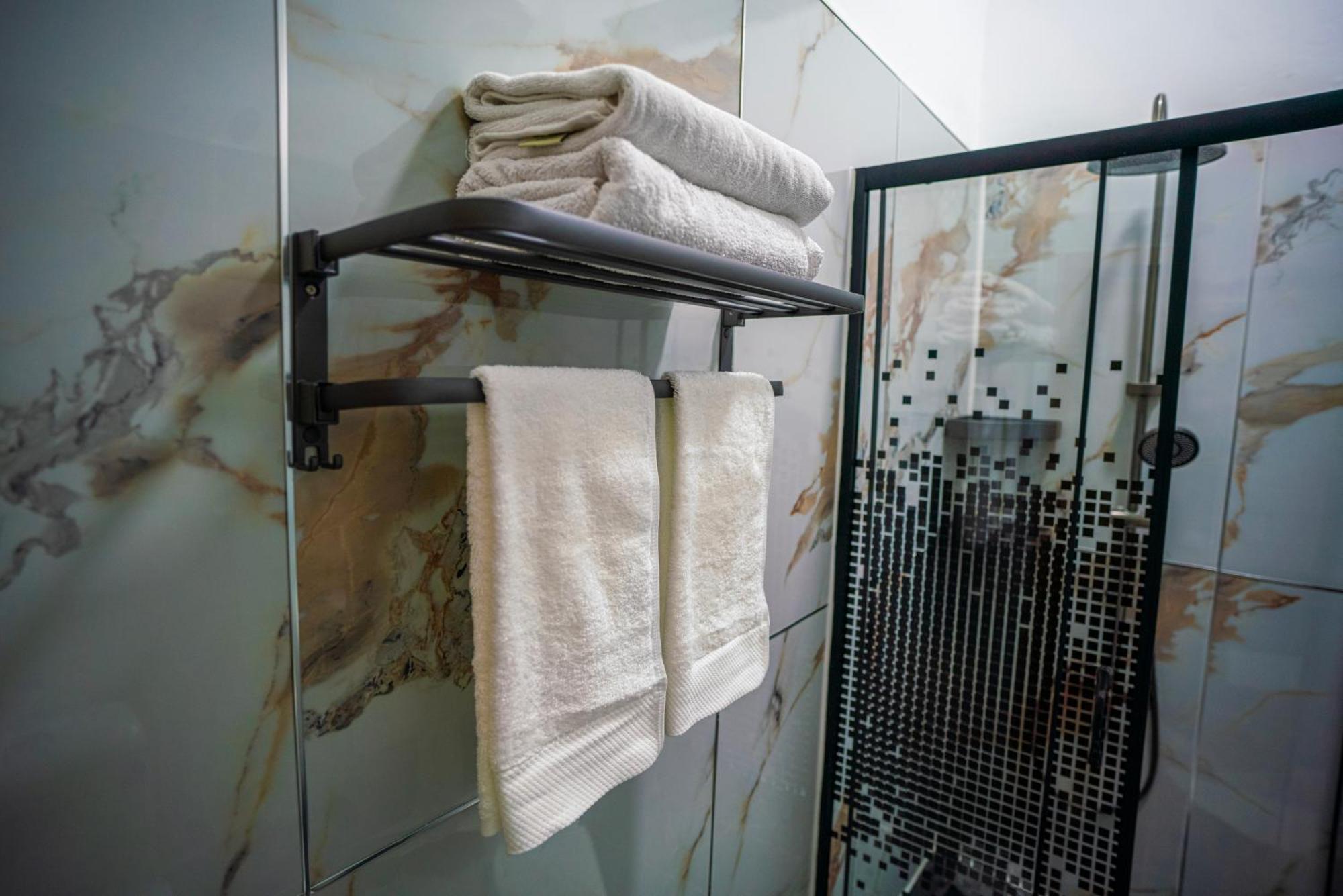 Tsolmon'S Serviced Apartments Oelan-bator Buitenkant foto